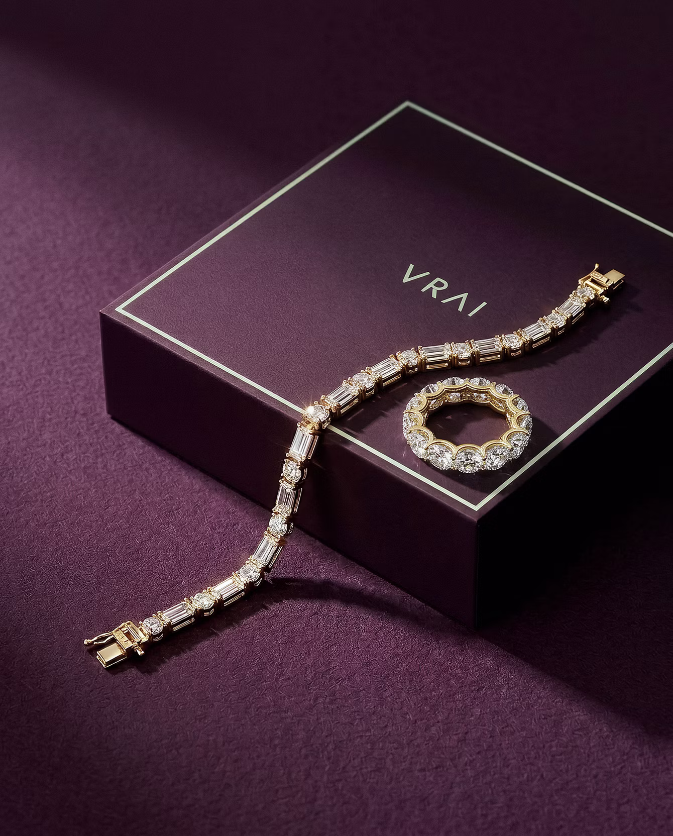 Transform made-to-order fine jewelry with VRAI created diamonds into gifts they’ll cherish for a lifetime.