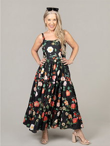 Sleeveless Tiered Summer Maxi Dress