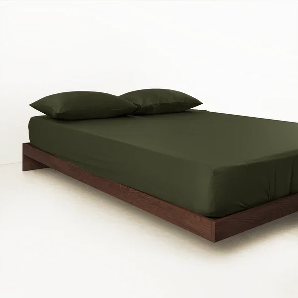 FURRFREE Bamboo Fitted Sheet - Pet Hair Repellent for Dogs/Cats Family - Limited Time Offer