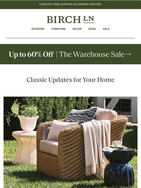 Coastal outdoor seating for patio to pool