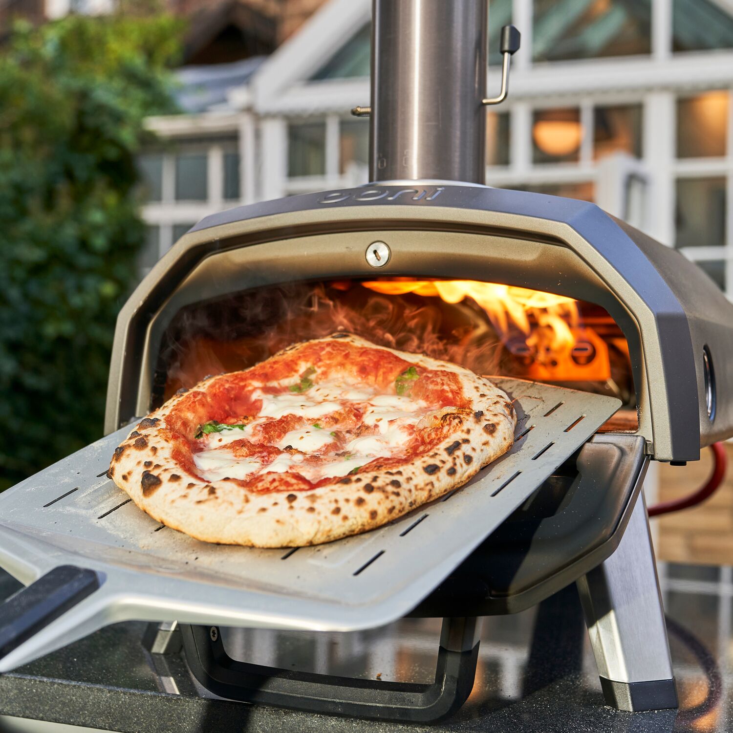 Ooni Karu 12 Multi-Fuel Pizza Oven