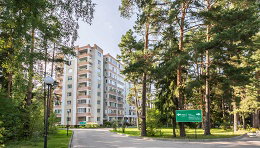 Проживание в комплексе отдыха «Яхонтовый лес»