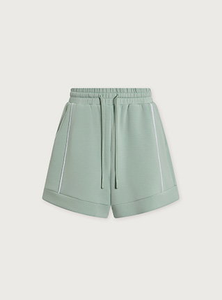 Barnes High-Rise Short 4.5"