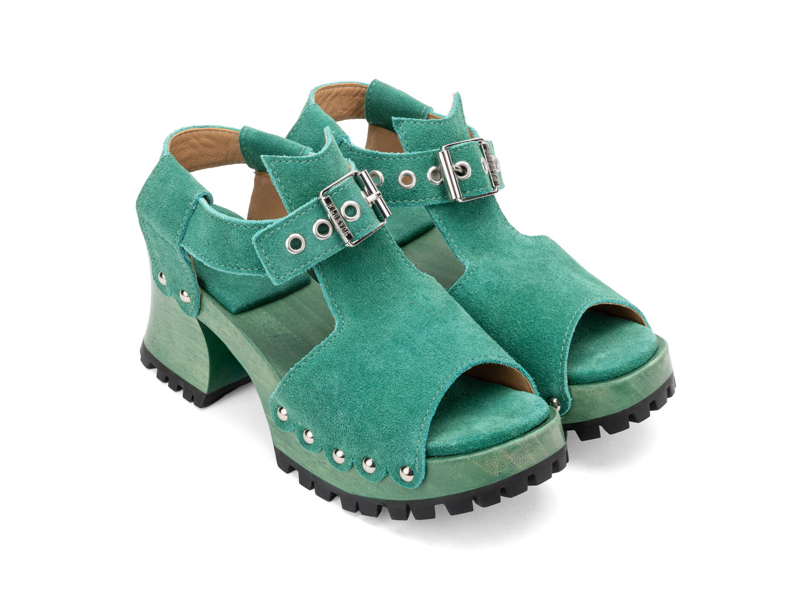 The Een | Green