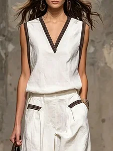 Image of Cotton And Linen Urban Plain V Neck Blouse