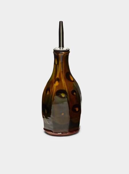 Slipware Oil Pourer