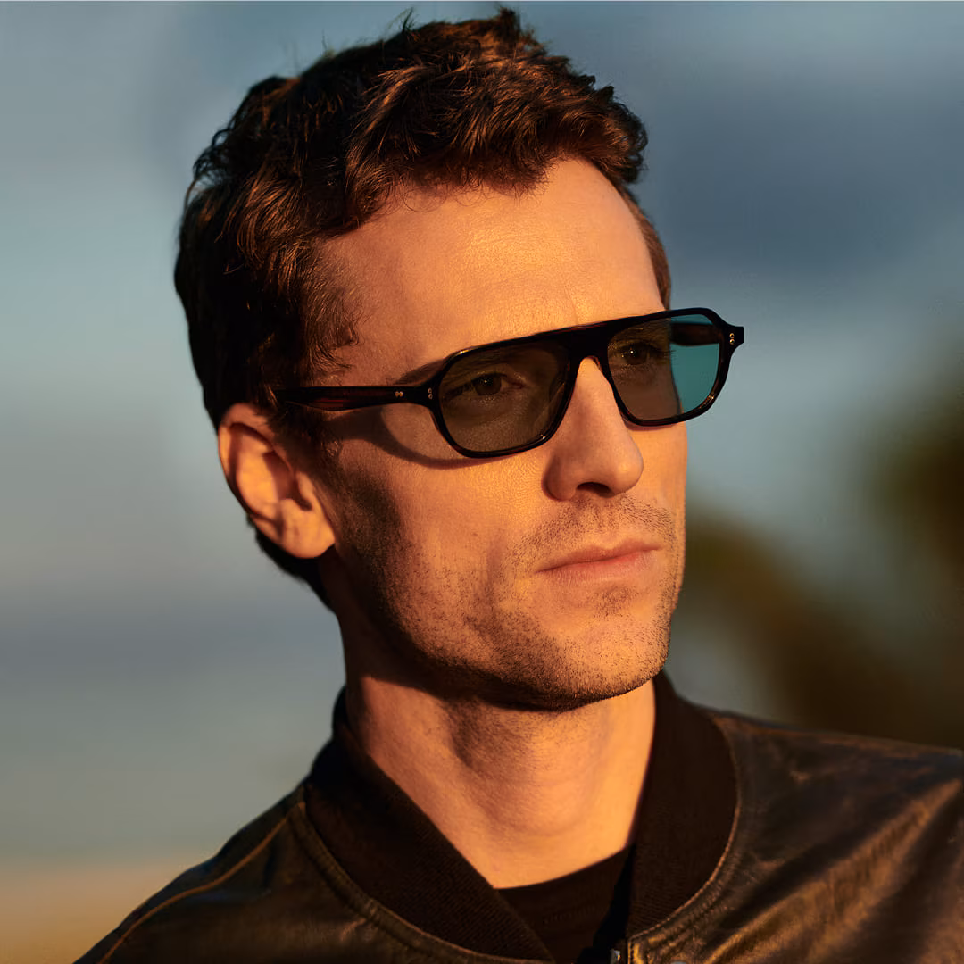 Oliver Peoples