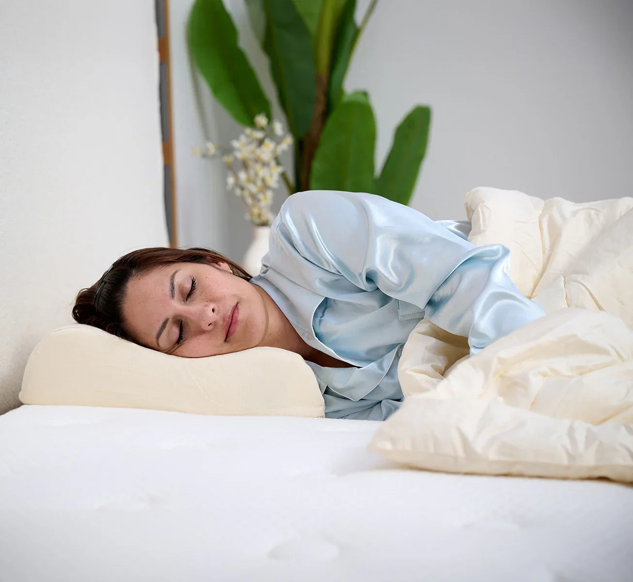 Image of Organic Latex Contour Pillow