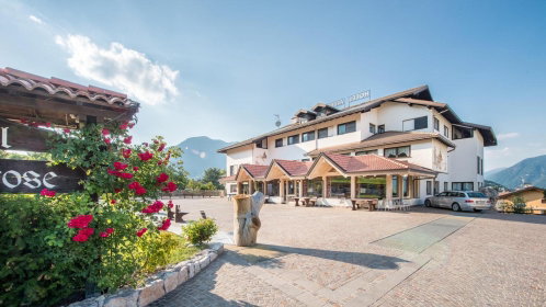 Hotel Außenansicht
