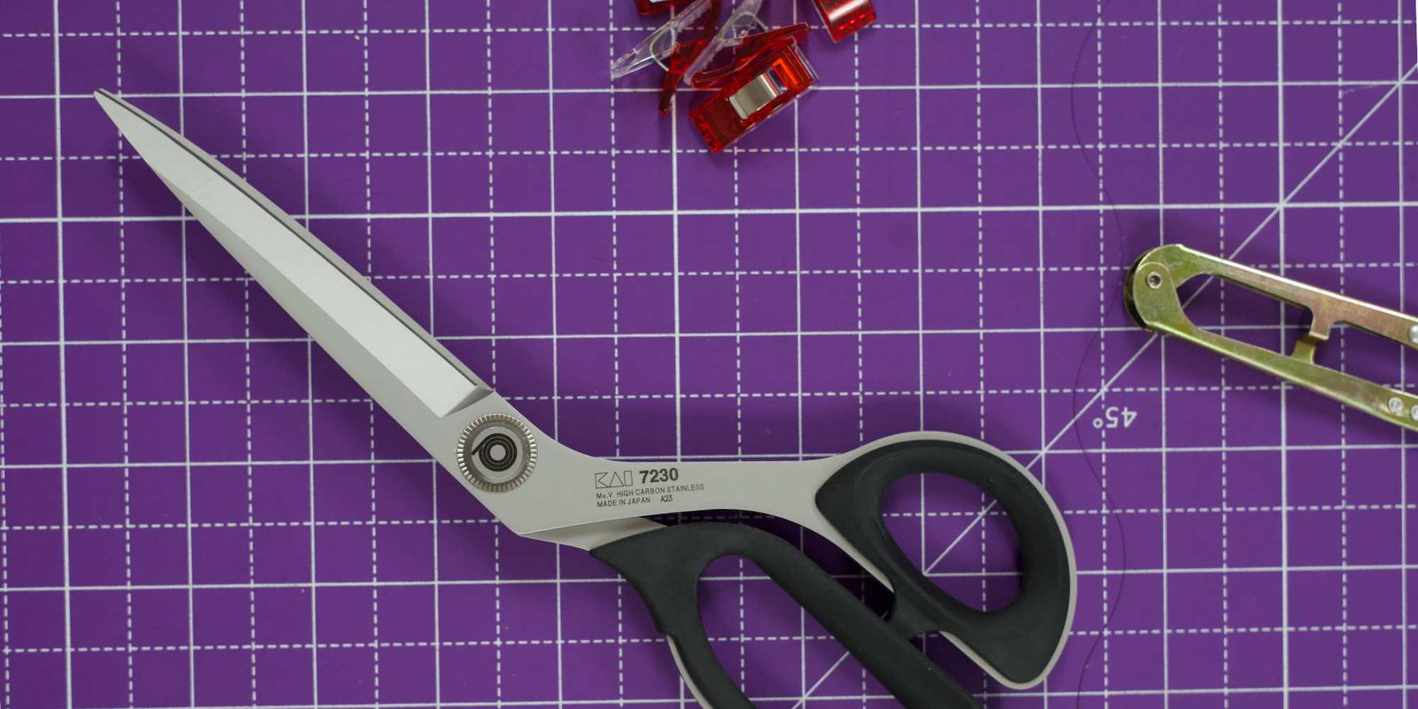 Kai scissors