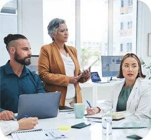 image-colleagues-working-at-conference-table