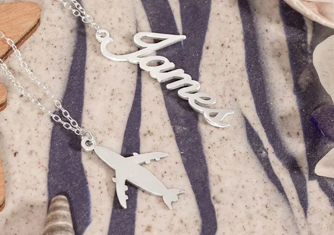 Name necklace and design shape