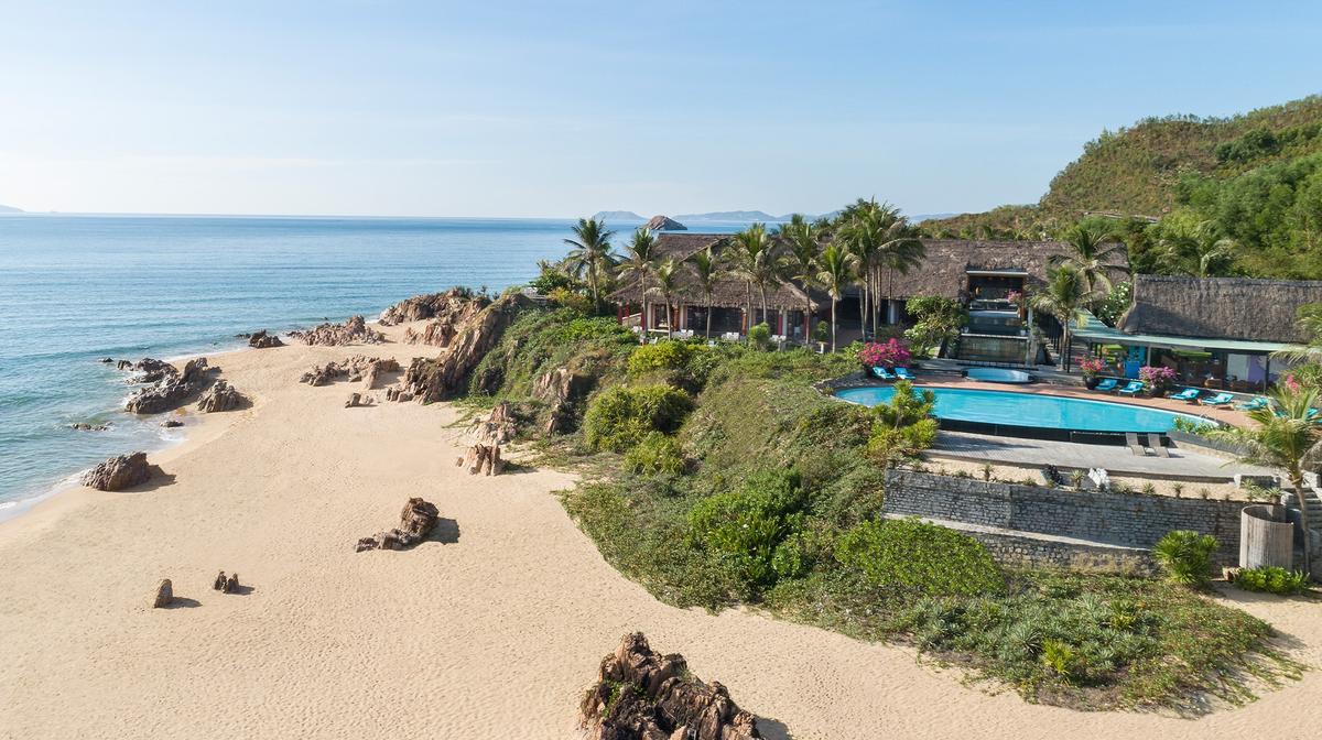 All-Inclusive Vietnam Beachfront Retreat with Unlimited Free-Flow Drinks & Return Airport Transfers