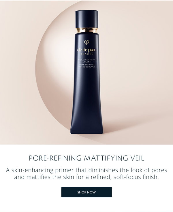 A skin-enhancing primer that diminishes the look of pores and mattifies the skin for a refined, soft-focus finish