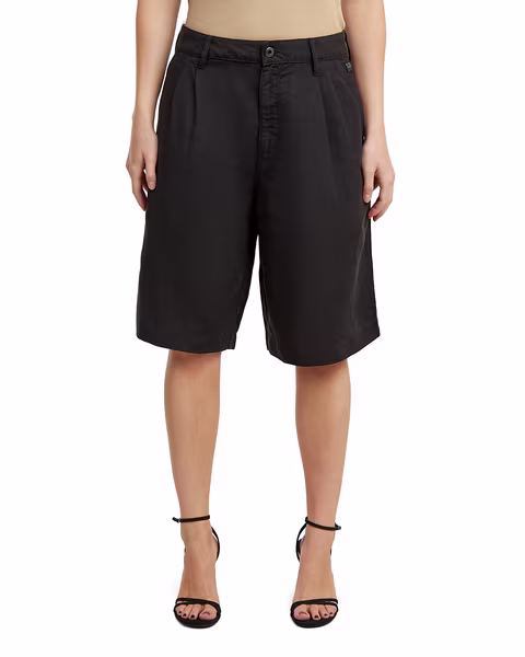 Pleated Bermuda Shorts