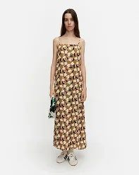 Pyörähdys Lemmitty Dress