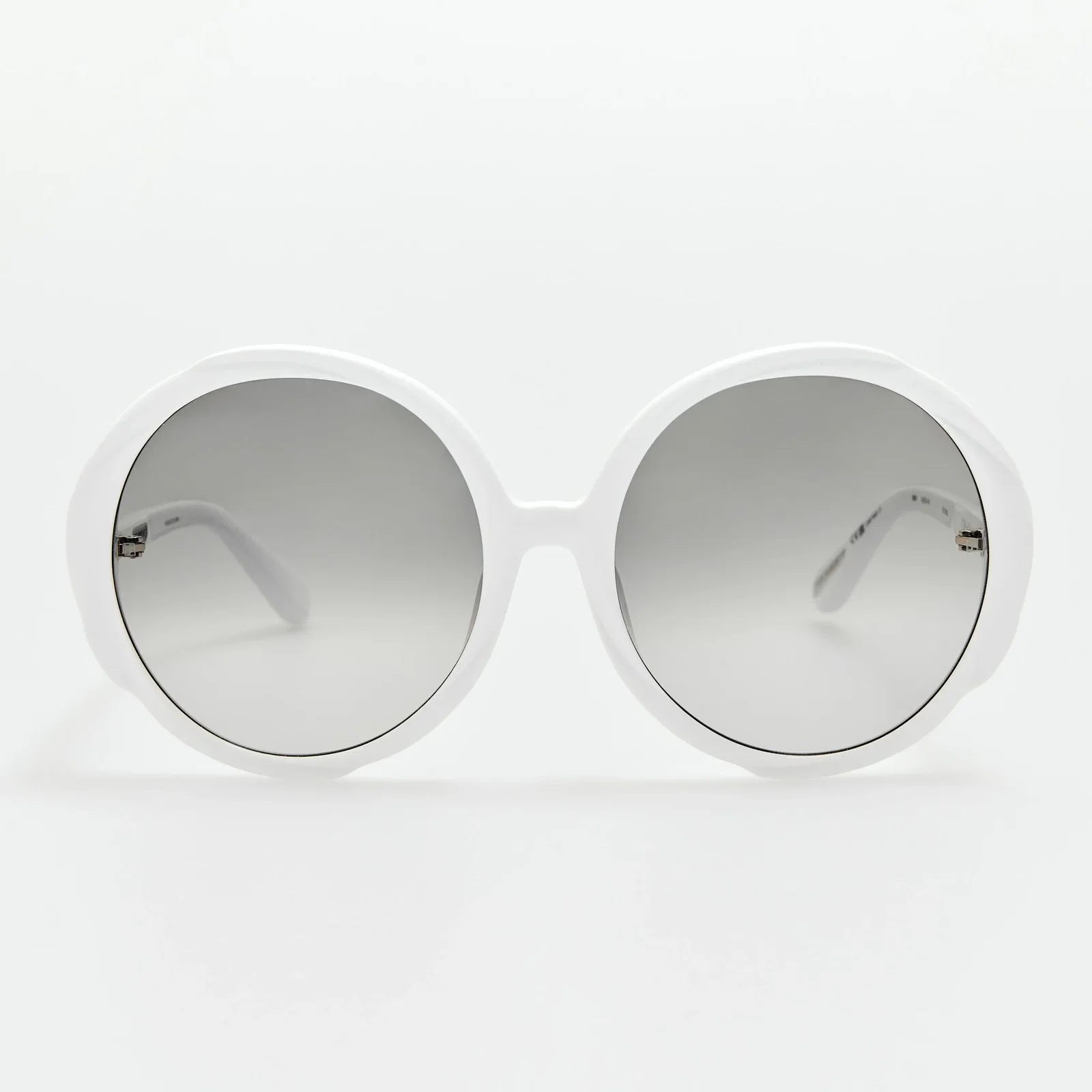 Image of Otavia Oversized Sunglasses in White