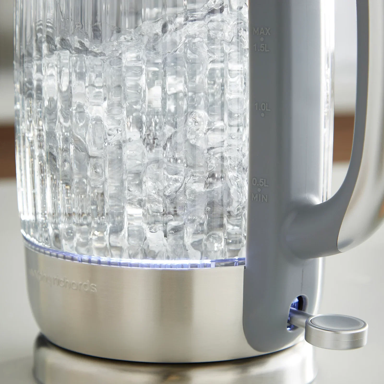 Lantern Kettle styled