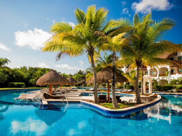 Valentin Imperial Riviera Maya