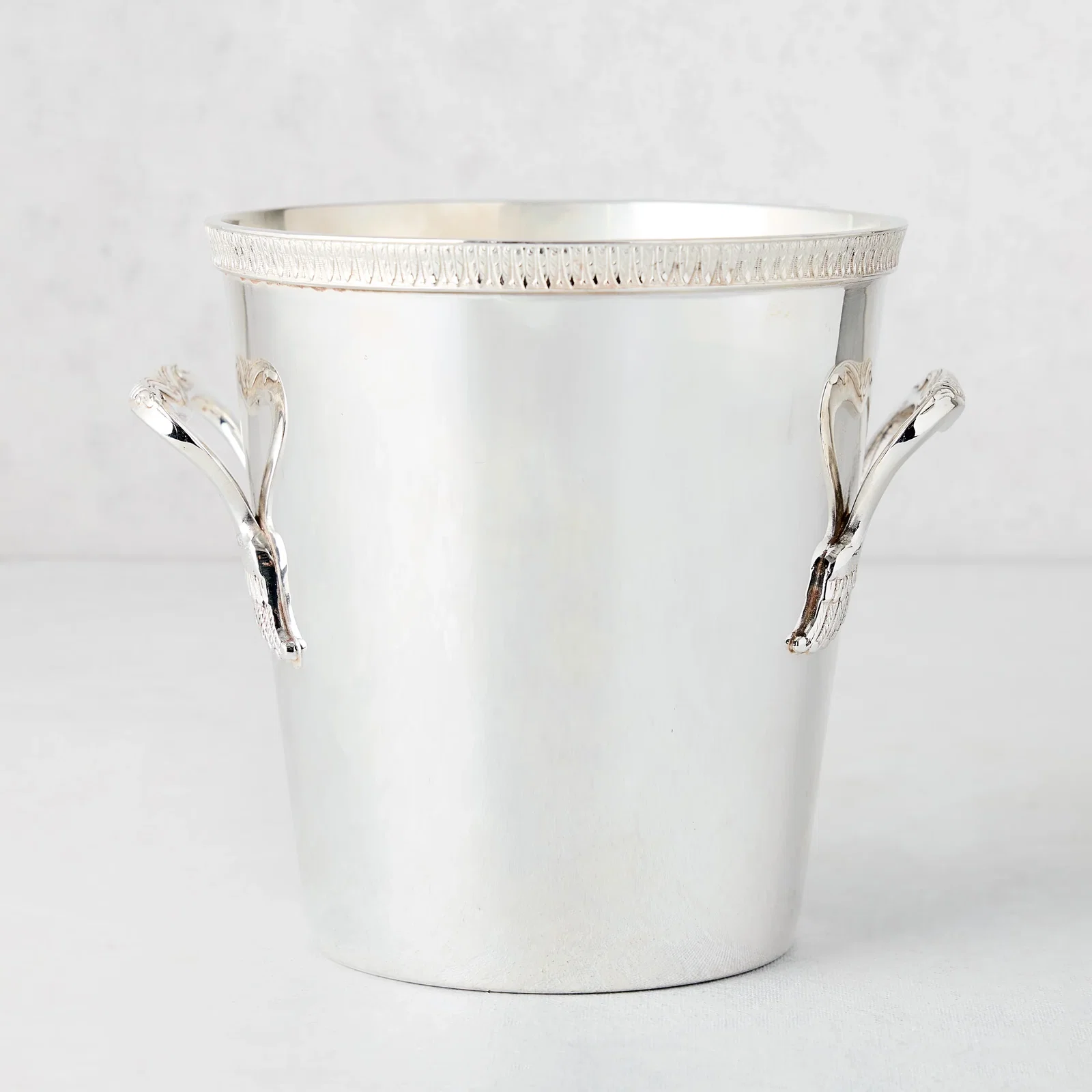 Image of Vintage Silverplate Delaney Ice Bucket with Border Edge