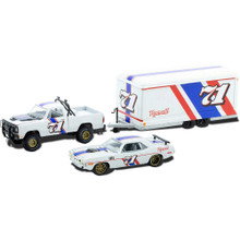 1974 Dodge W200 Power Wagon & 1971 Plymouth HEMI Cuda 1:64 Scale Diecast Model Truck by M2 Machines