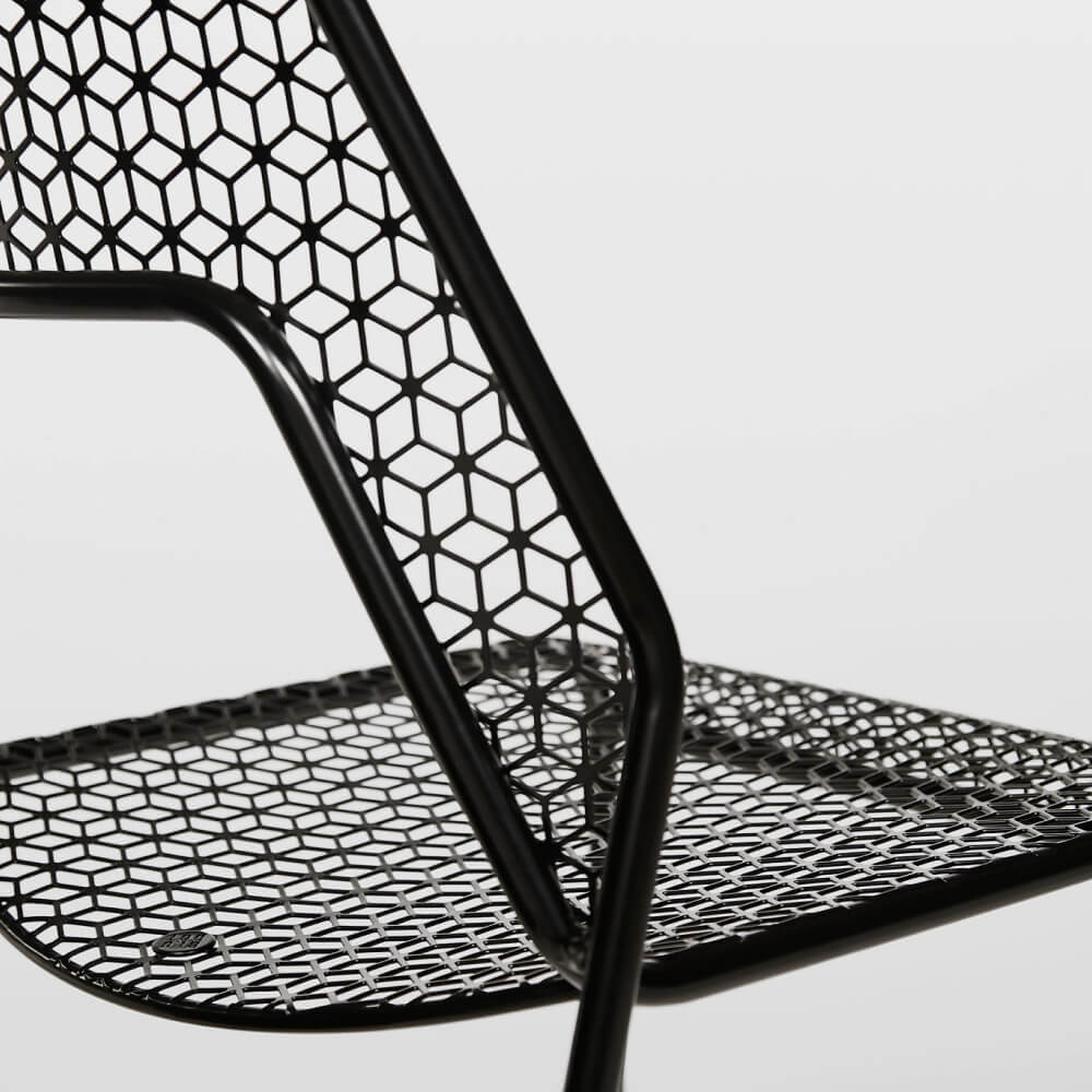 Hot Mesh chair