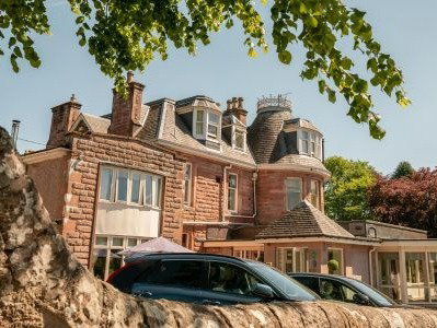 Summer at Murraypark Hotel