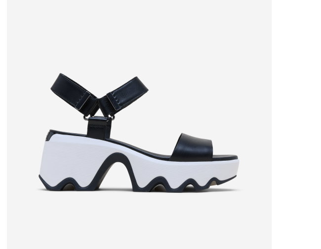 Kinetic Aura Y Strap Sandal