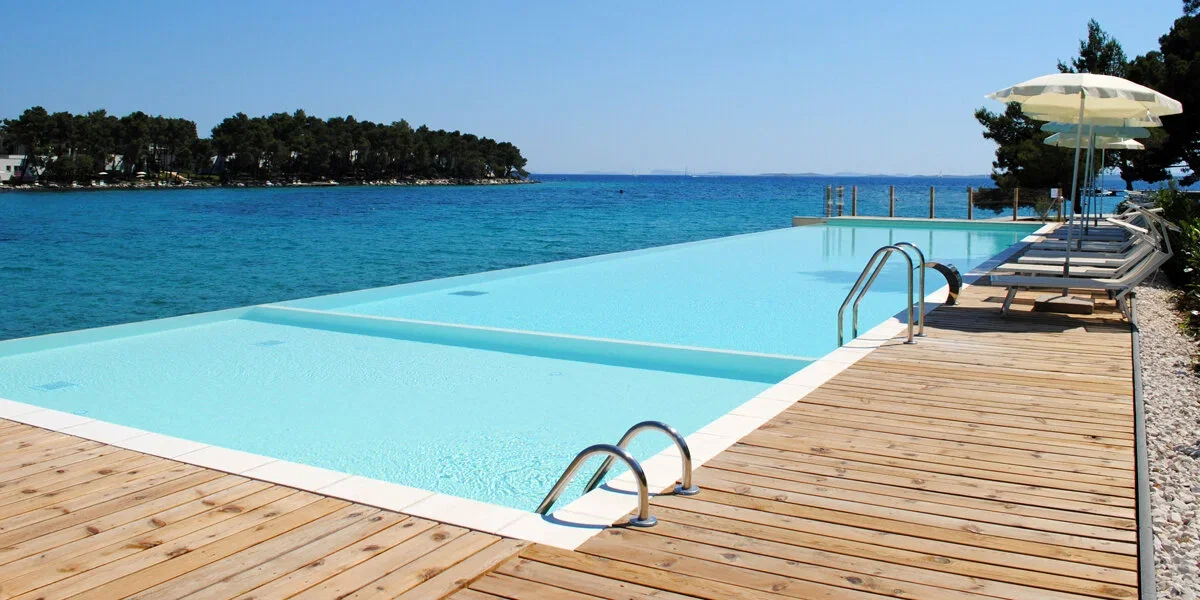 Crvena Luka Resort