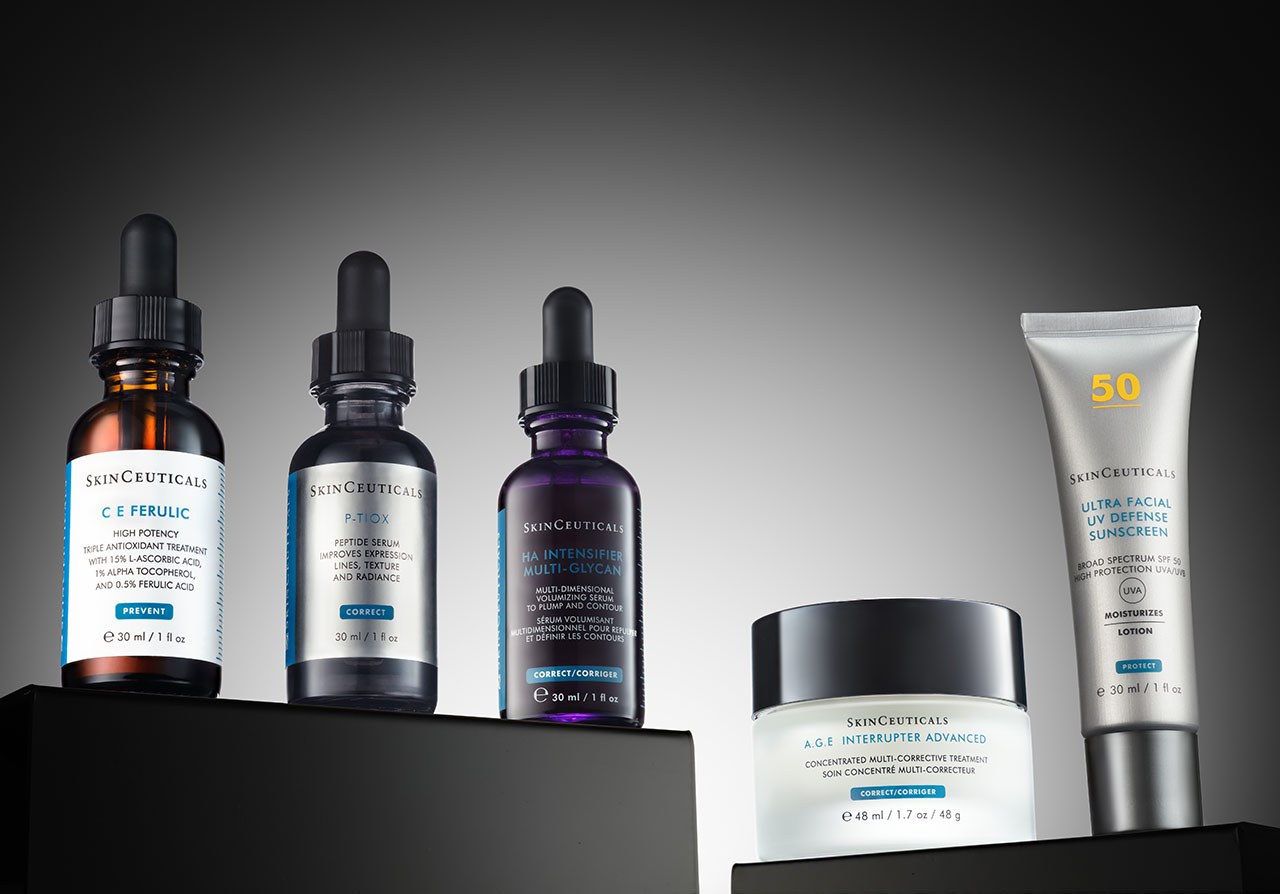 Produkte auf zwei Ebenen von links nach rechts: C E Ferulic, P-TIOX, HA Intensifier Multi-Glycan, A.G.E. Interrupter Advanced, Ultra Facial UV Defense Sunscreen 