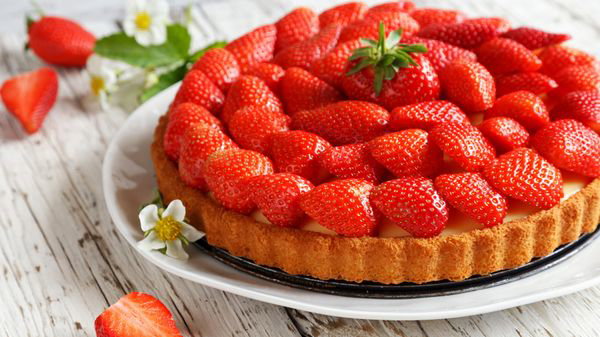 Tarte aux fraises: l'astuce d'Hervé Cuisine pour réussir la crème pâtissière