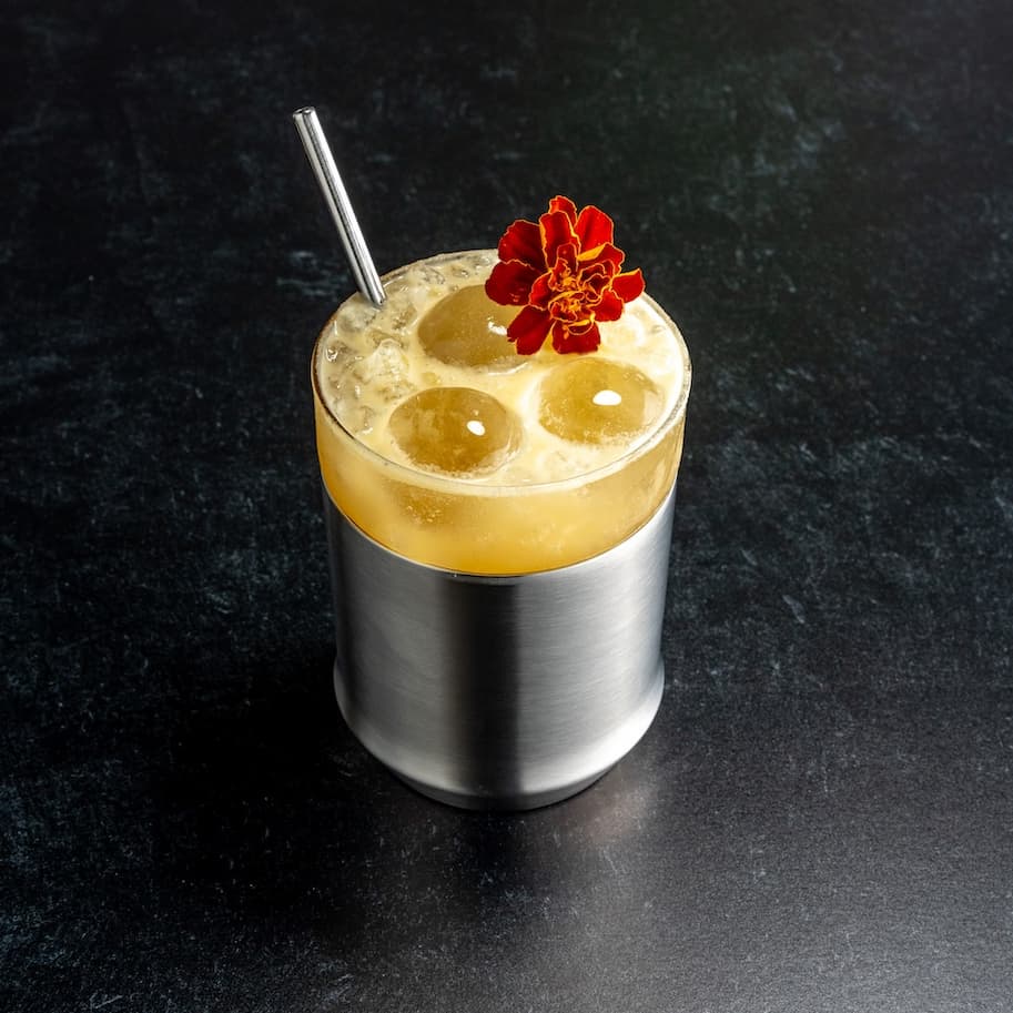 Pearl Diver