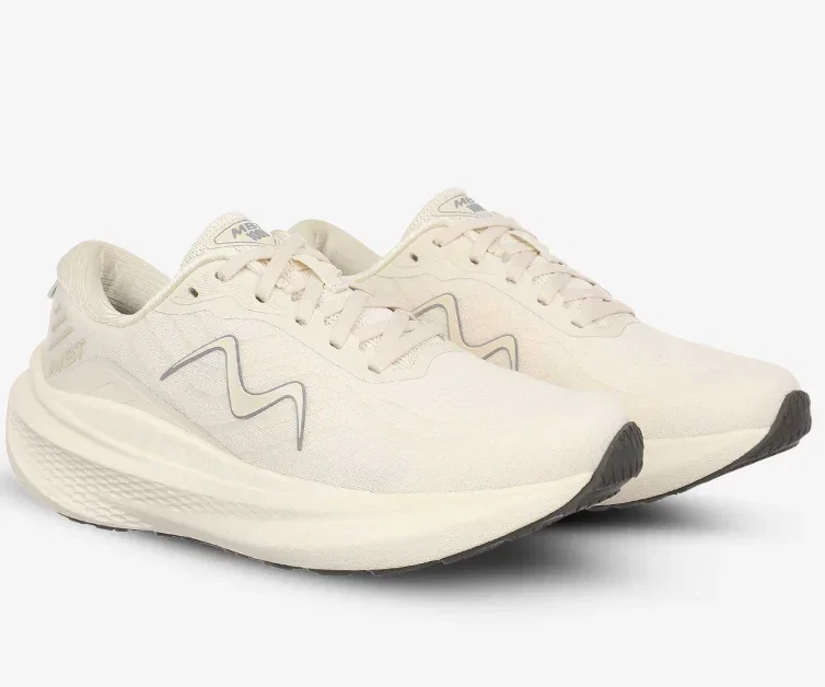 The MBT Modena sole is a Level 2 rocker-bottom sole engineered to encourage a more dynamic and efficient gait. Its profile promotes a midfoot stance, with the heel slightly elevated from the ground, helping wearers transition smoothly from heel strike to toe-off.