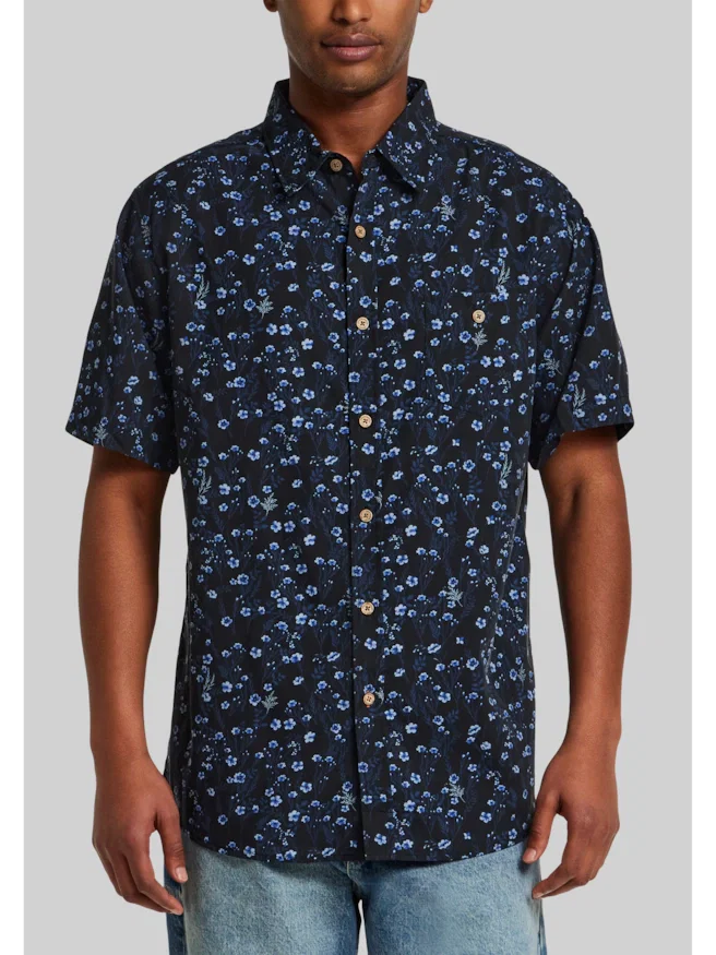 Weatherproof Vintage Traditional Fit Small Floral Poplin Button Up Shirt
