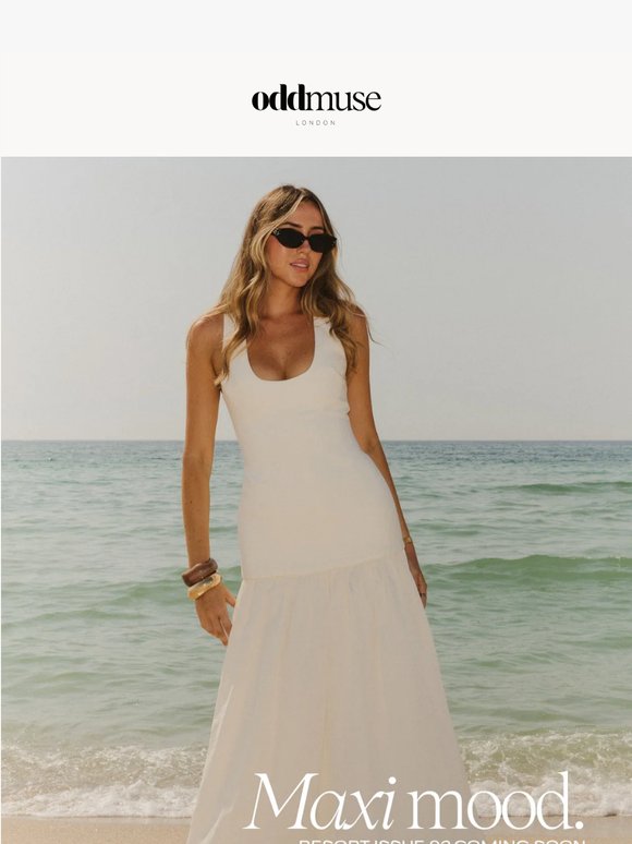 ISSUE 02: THE MAXI