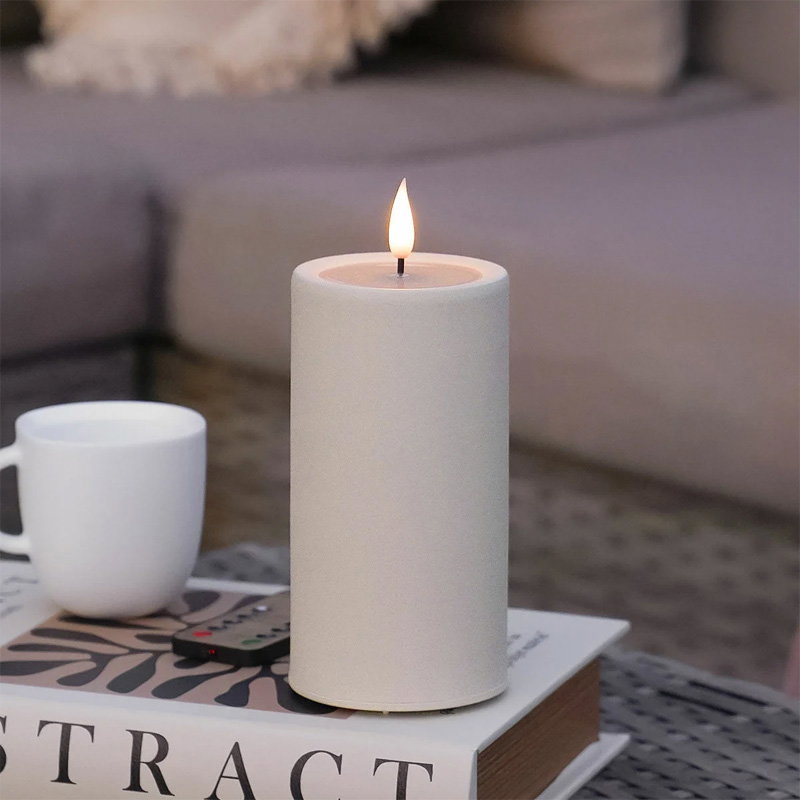 Ember Cream Candle