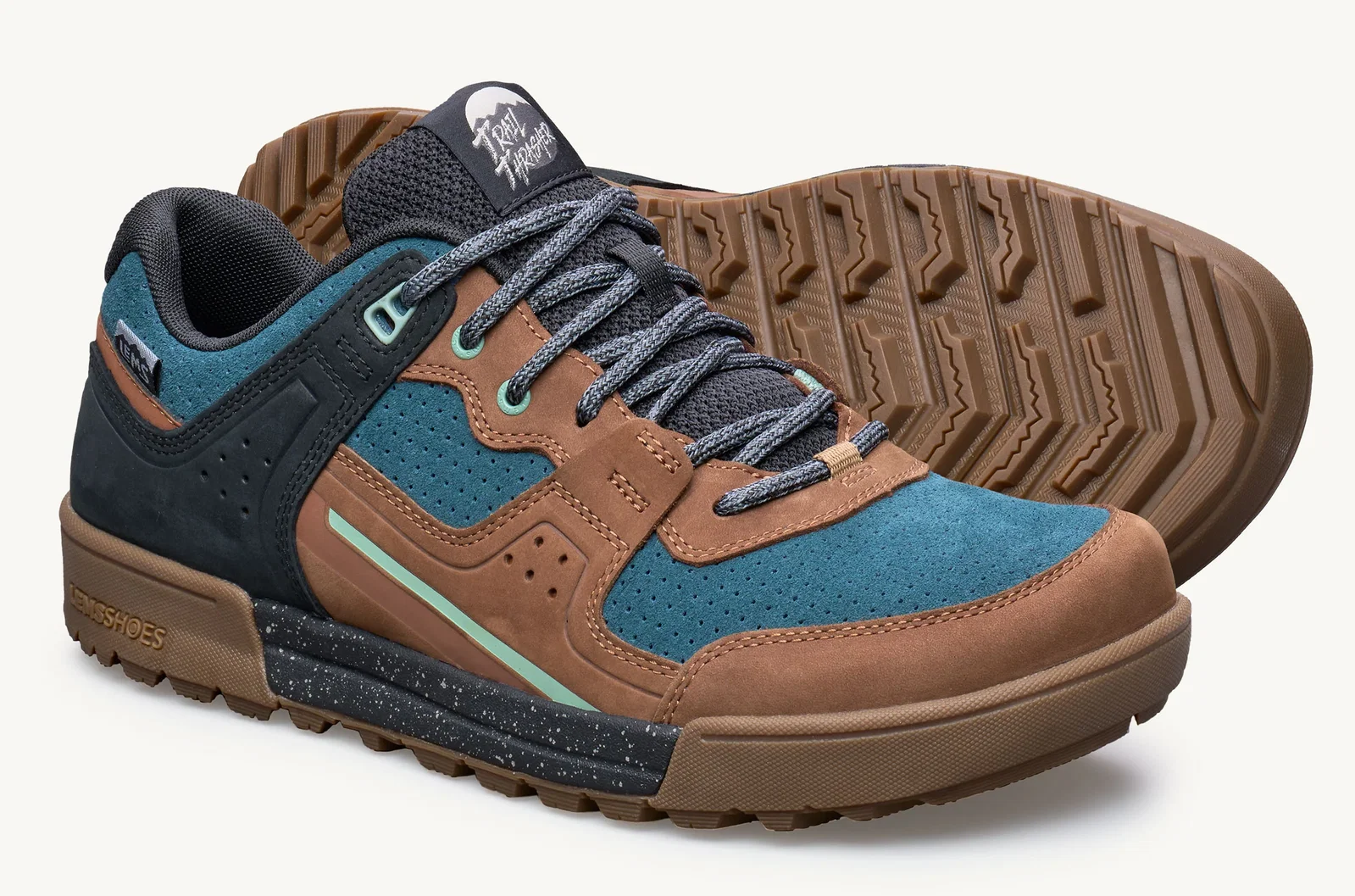 Image of Women's Trail Thrasher - Astroid