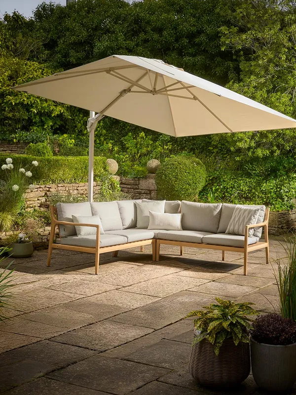Square Cantilever Parasol Set - Sandstone & Champagne