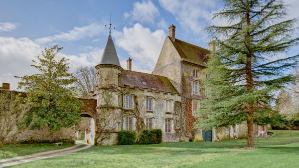 Loto du Patrimoine: longtemps abandonné, ce magnifique château médiéval situé à une heure de Paris va reprendre vie