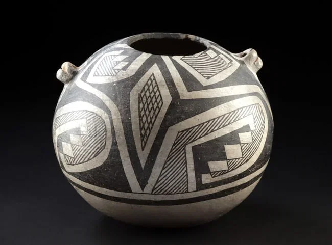 Black on White Anasazi Globular Pot