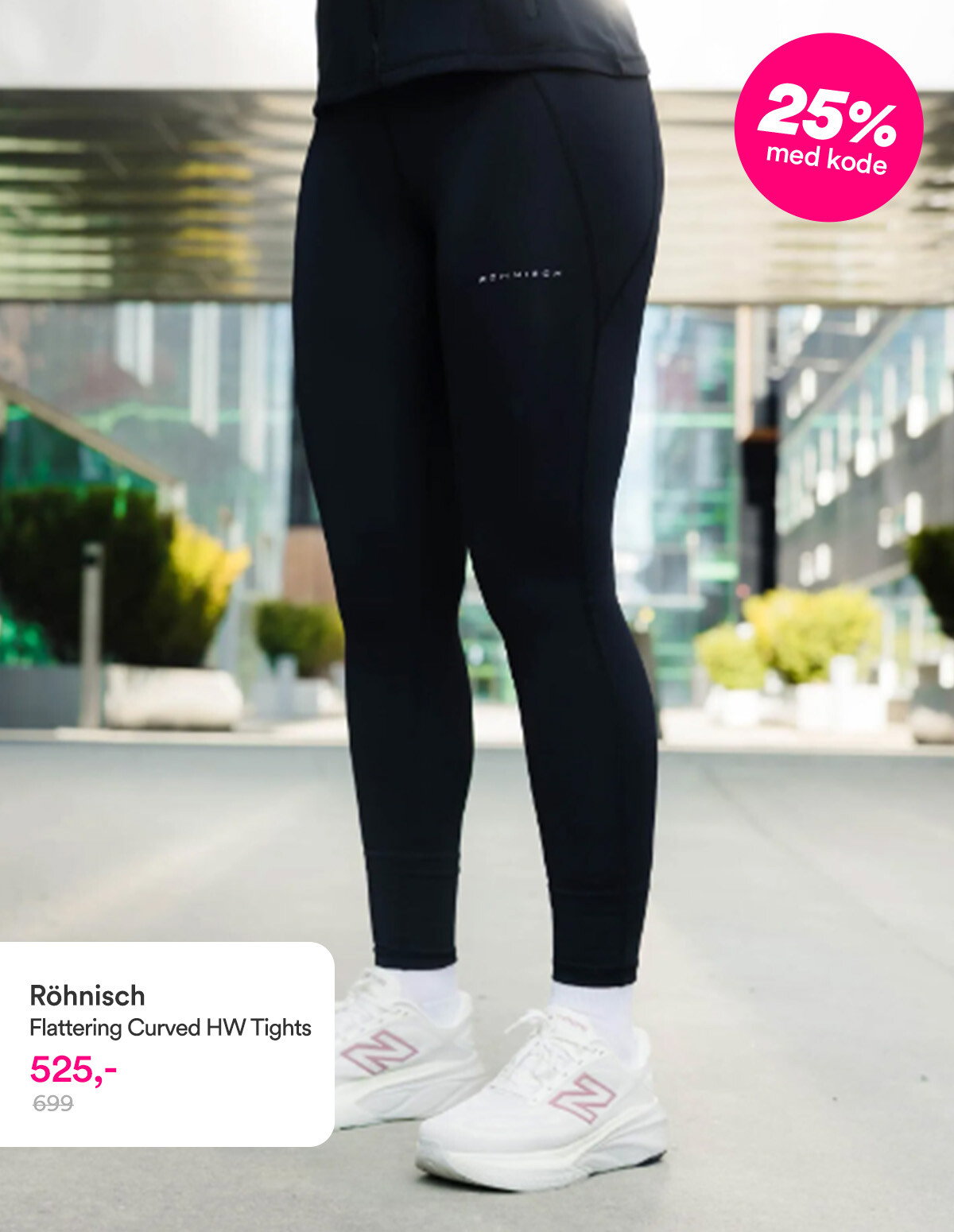 Modellen er 175 cm høy og bruker str. M Röhnisch Flattering Curved High Waist Tights