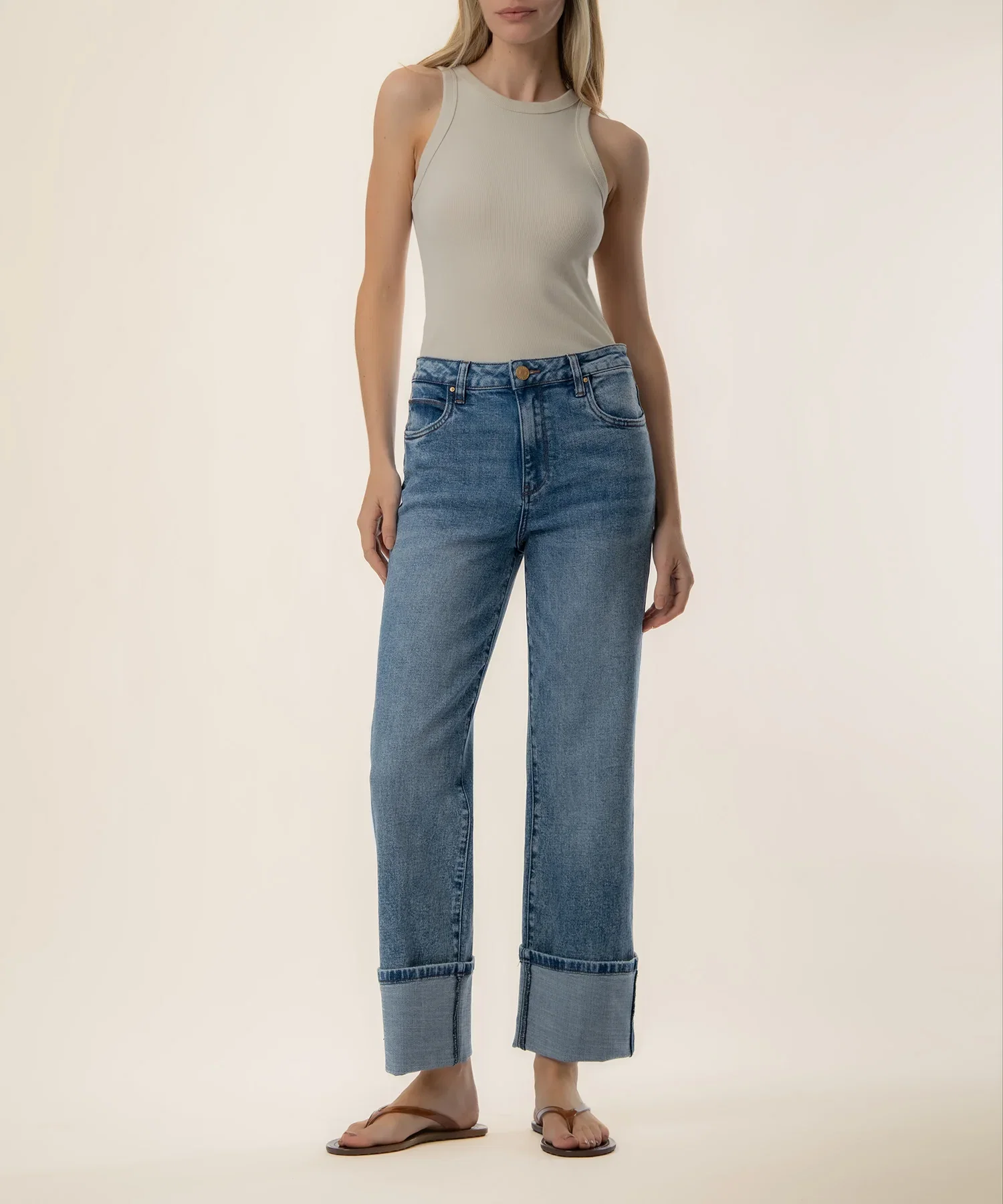 Image of Sienna High Rise Straight Leg in Popular Wash