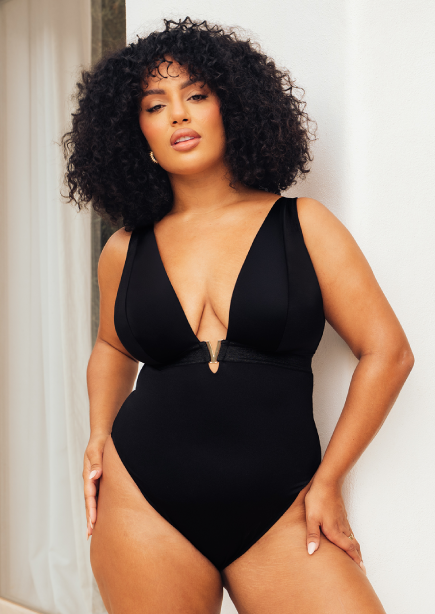Siren Seas Non-Wired Plunge Swimsuit Black