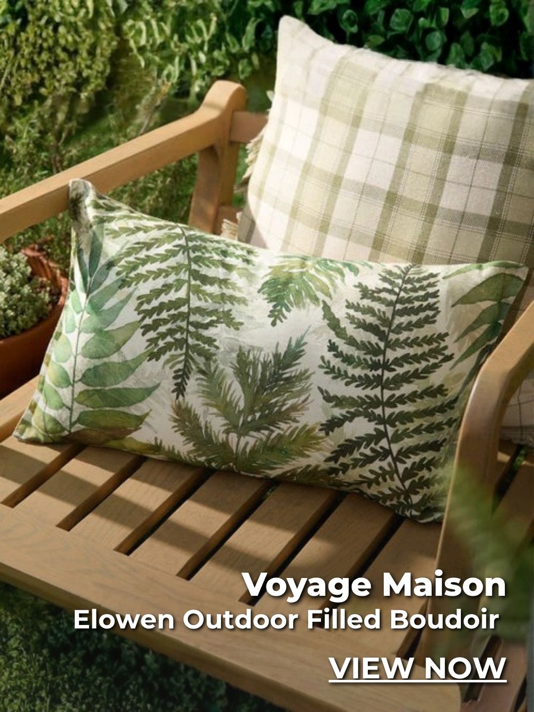 Voyage Maison Elowen Outdoor Filled Boudoir 30cm x 50cm Moss