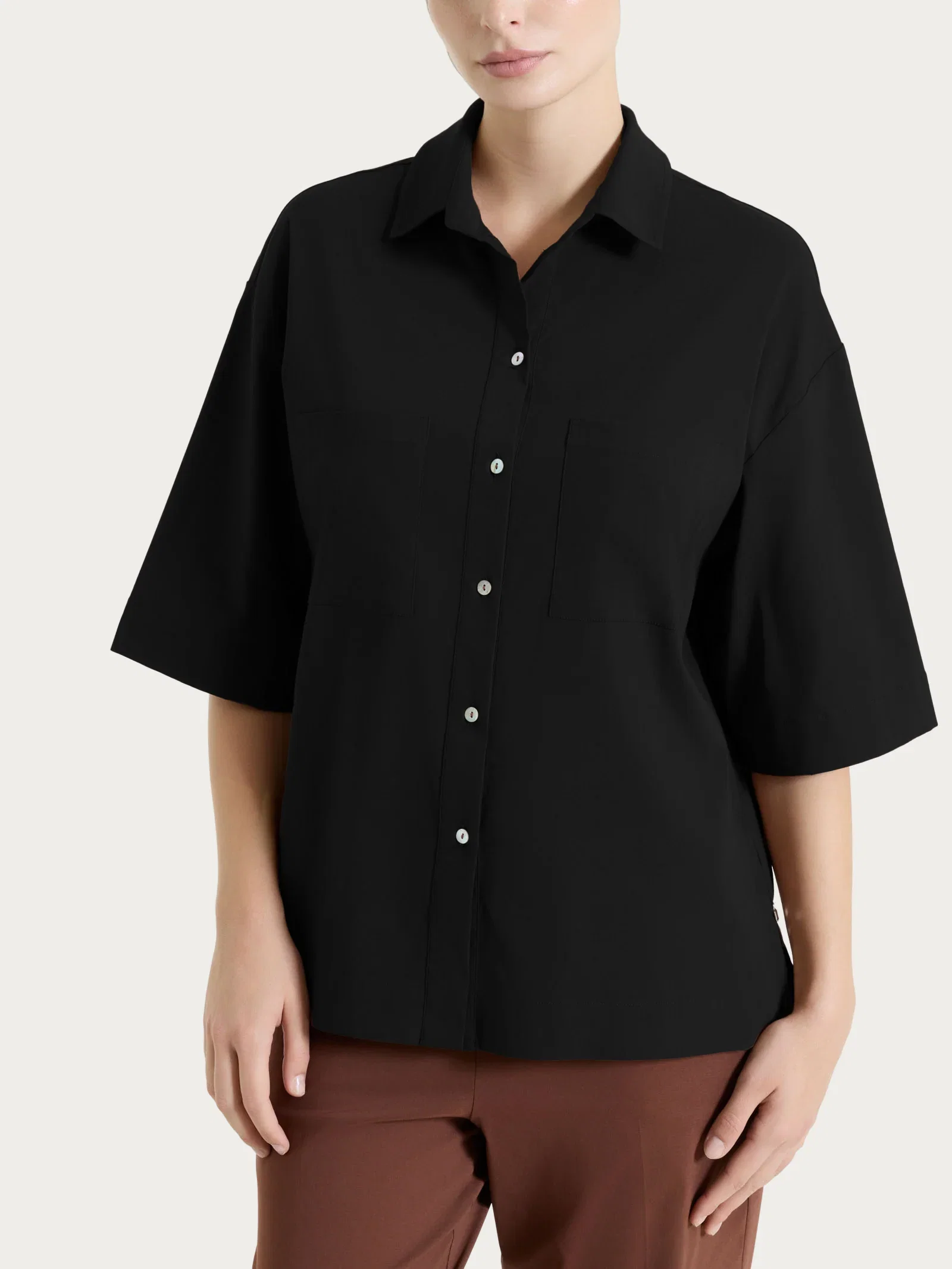 Image of Camicia con manica corta in Super Fresh - Nero