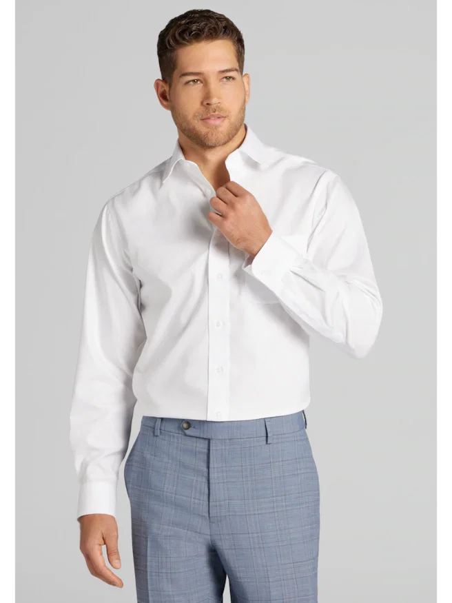 Traveler® Collection Tailored Fit Spread Collar Solid Dress Shirt