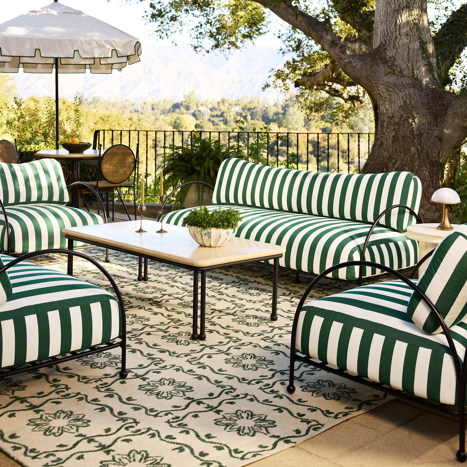10 Best Outdoor Sofas for Any Stylish Backyard