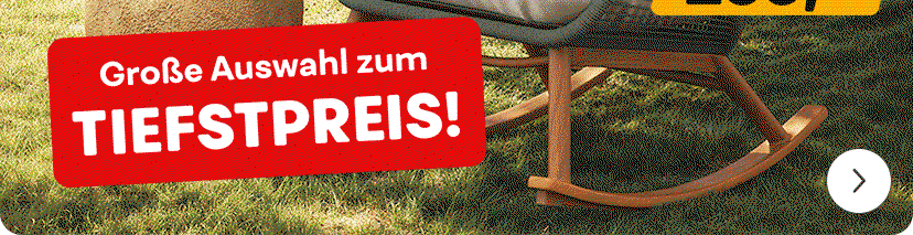 Im Vordergrund steht ein beiger Schaukelstuhl mit dicken, weißen Kissen im Garten. Daneben befindet sich ein runder, niedriger Steintisch mit einem Krug und einer Tasse darauf. Im Hintergrund sind grüne Pflanzen und ein Baum zu sehen. Mehrere farbige Textfelder heben Angebote und Preise hervor. Oben Links steht in einem gelben Kasten 'NEUE GARTENTRENDS!'. Unten Links ist ein rotes Feld mit weißer Schrift, worin steht 'Große Auswahl zum TIEFSTPREIS!'.
