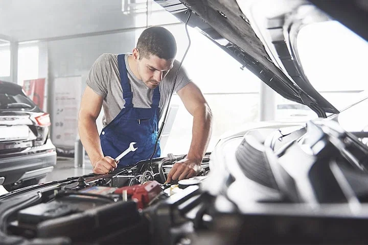 EU-kontroll for alle bilmerker hos Økonomi Bilverksted