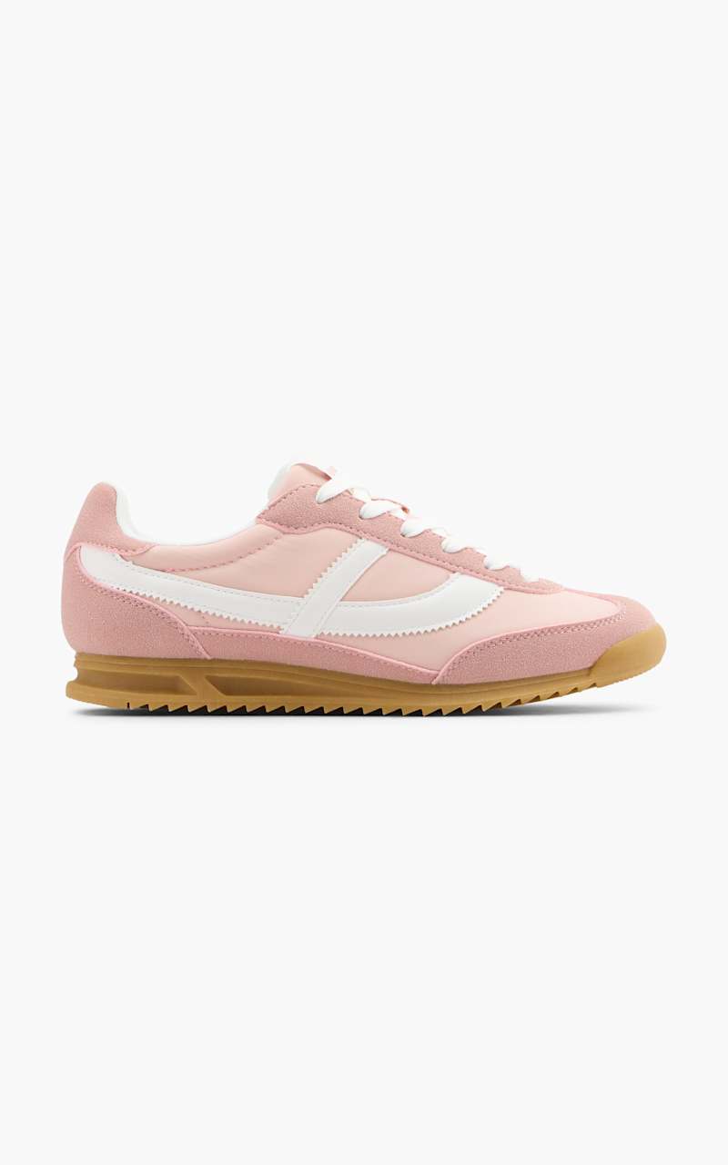Trainer